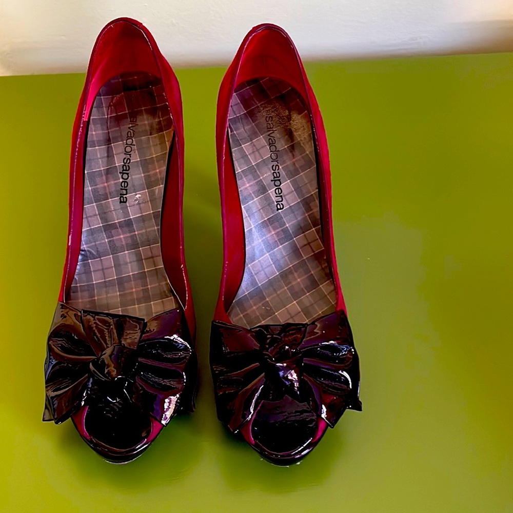 Salvador Sapena wine colored suede pumps with large bow.  Size 40.5